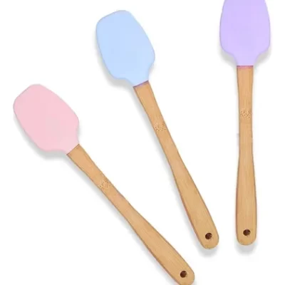 ESPATULA COCINA MANGO PLASTICO 8 CM